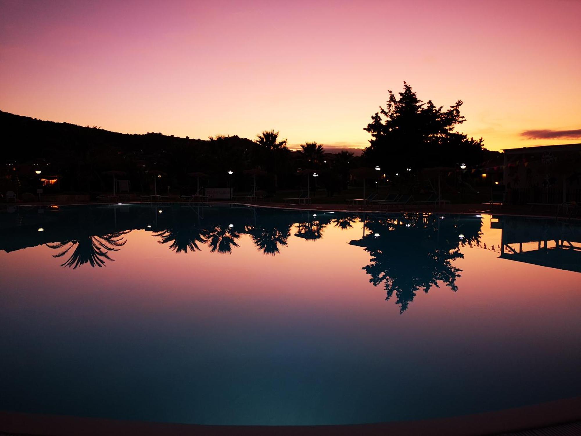 Rey Beach Club Монте-Най Экстерьер фото