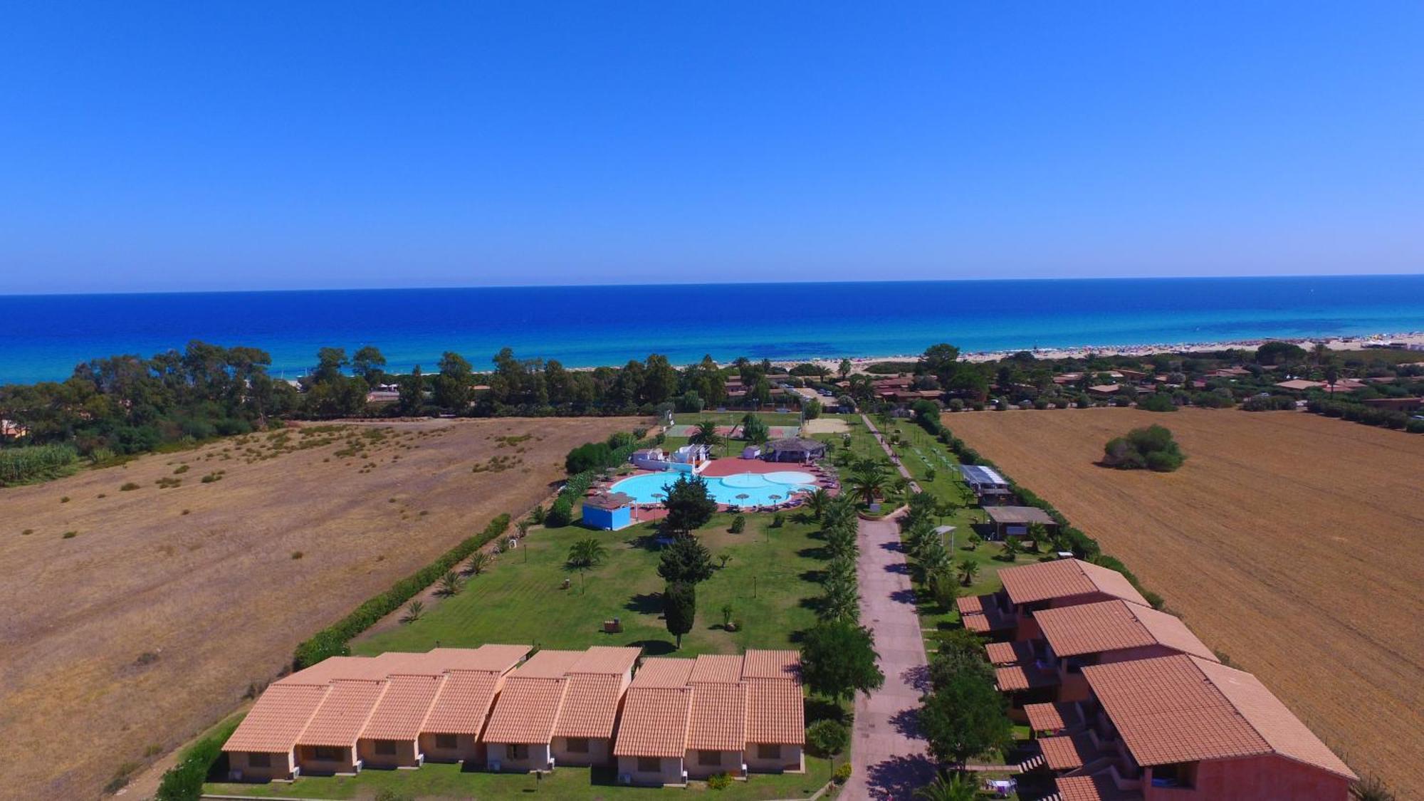 Rey Beach Club Монте-Най Экстерьер фото